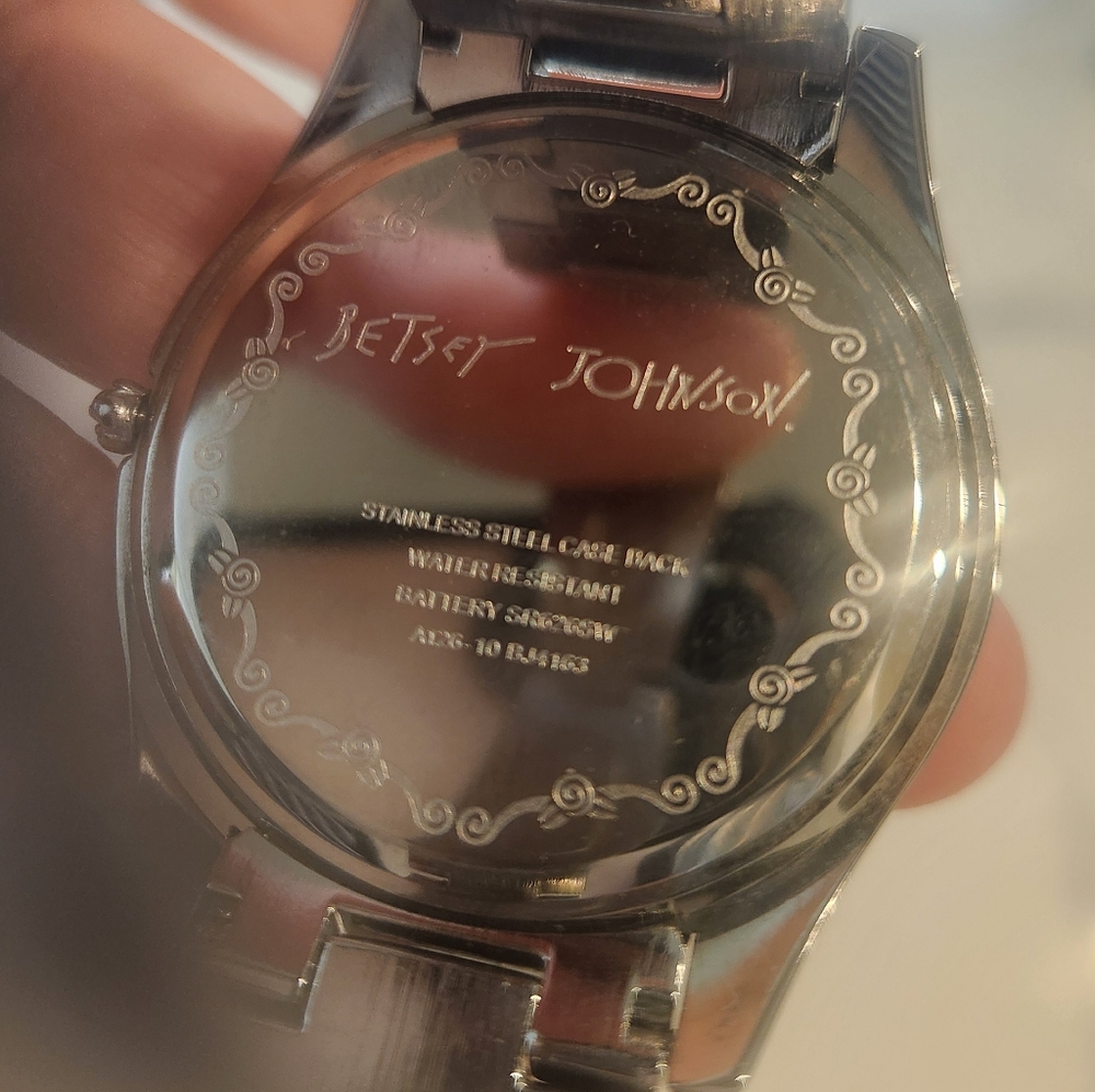 Betsey Johnson Silver Watch with Leopard Print Box - Picture 3 of 6
